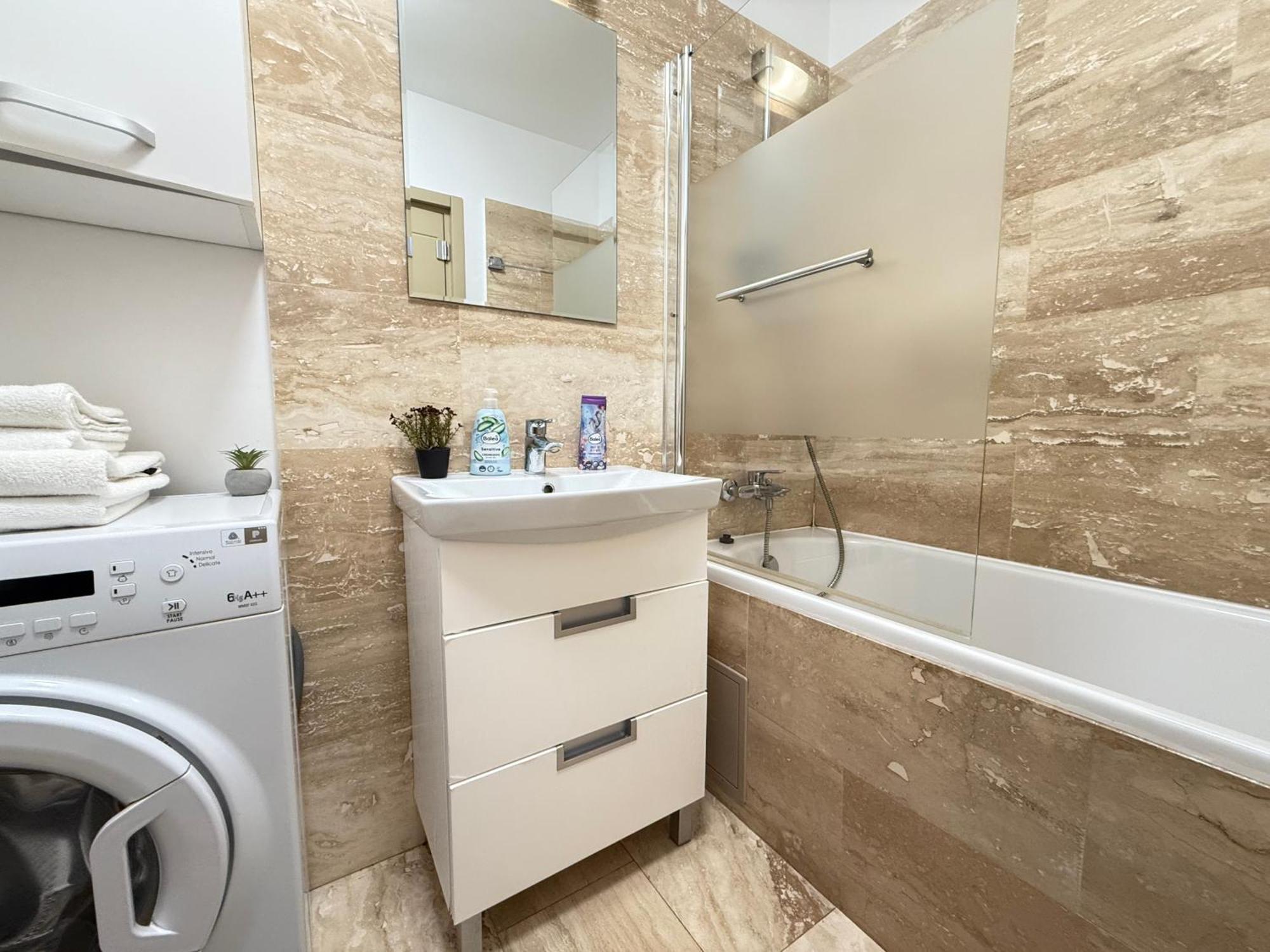 Smart Stay Studio With Free Parking Jassy Zewnętrze zdjęcie